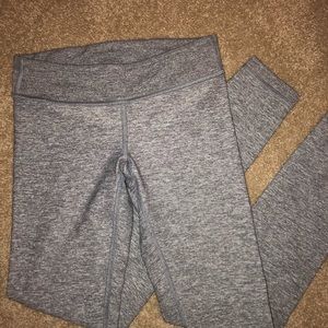 Never worn Ivivva kids Lululemon leggings.